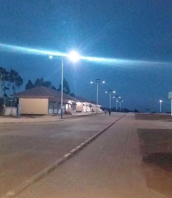 随州市非洲科特迪瓦太阳能路灯工程
